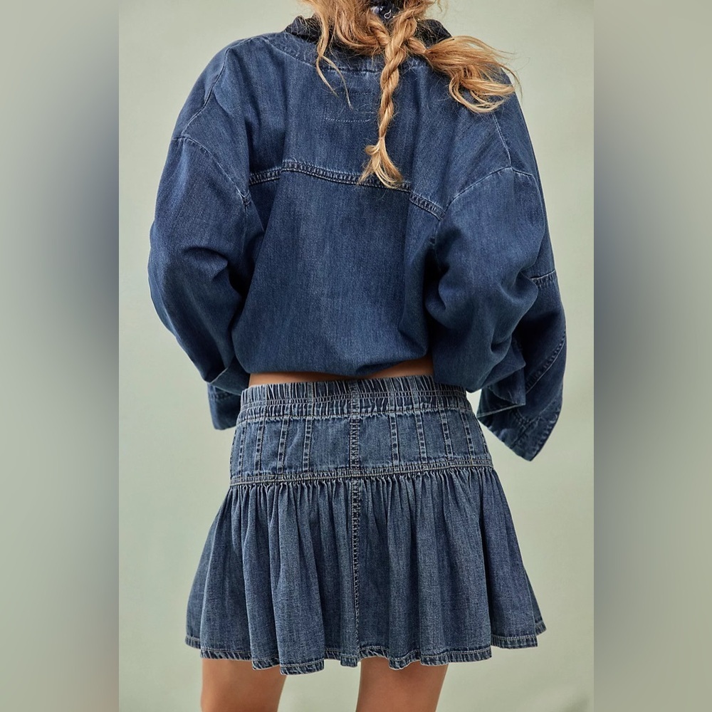 Free People NWOT Roselle Denim mini skirt- m - Picture 3 of 7